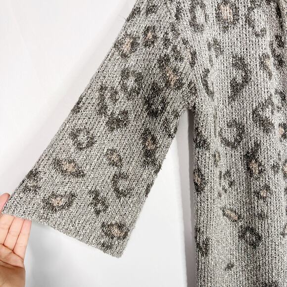 Cupcakes and Cashmere S Gray Kline Tonal Leopard Cardigan Sweater Bell Sleeve - Picture 5 of 11